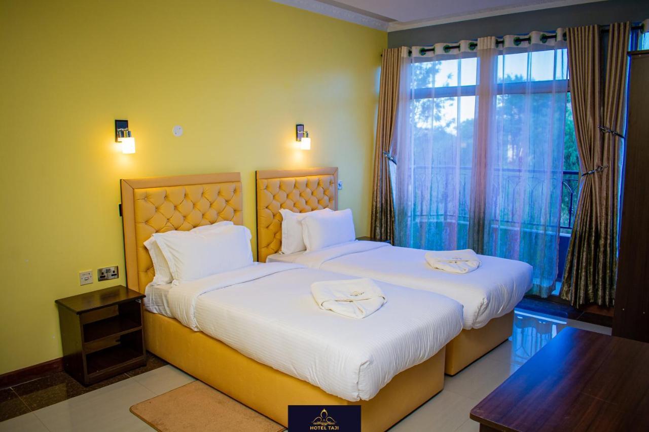 Hotel Taji Наньюки Экстерьер фото