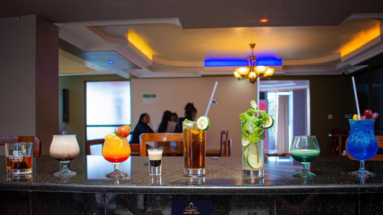 Hotel Taji Наньюки Экстерьер фото